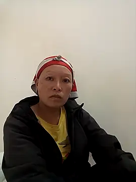 girl-hot2x online show from 11-14-25, 08:29