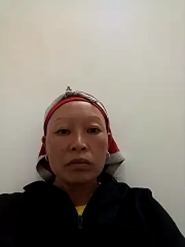 girl-hot2x online show from 11-20-25, 01:45