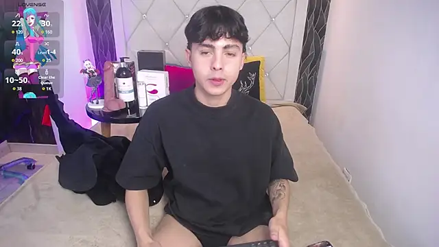 Samu FoXXX online show from 11-12-25, 08:23