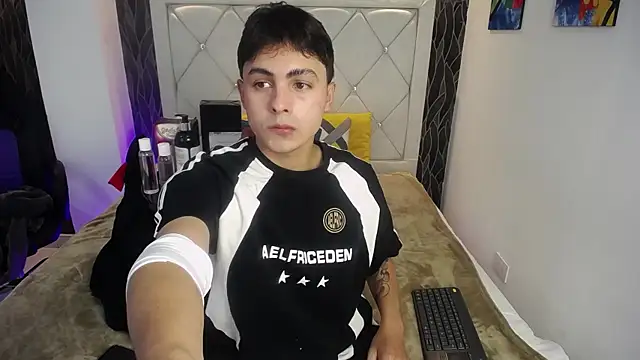 Samu FoXXX online show from 01-13-26, 08:46