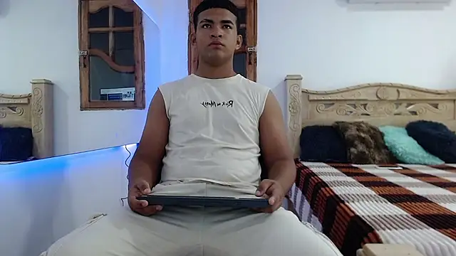 mathews    online show from 11-25-25, 02:23