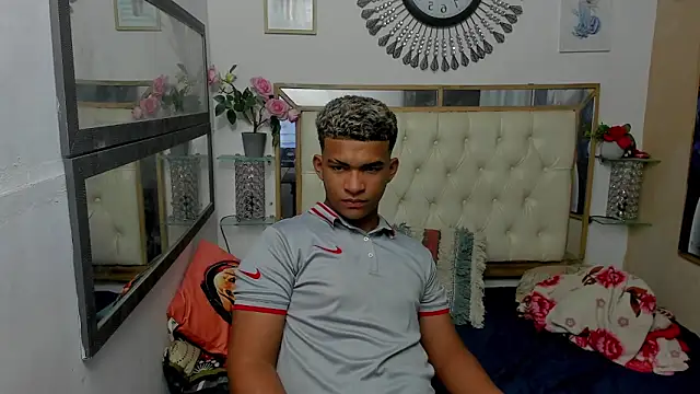 mathews    online show from 12-16-25, 03:33