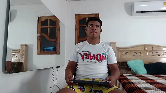 mathews    online show from 11-27-25, 02:34