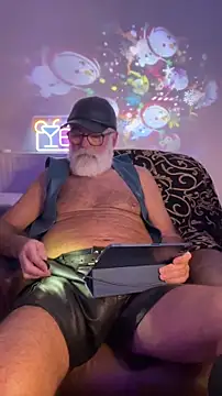LeatherSdaddy online show from 12-16-25, 02:49