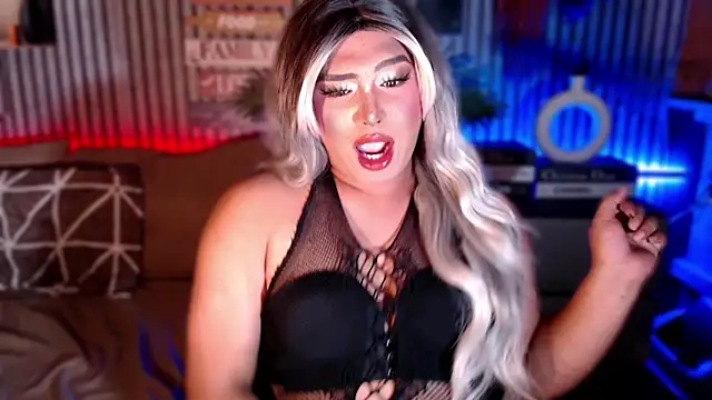 UrGoddess Sofia online show from 04-17-26, 02:20