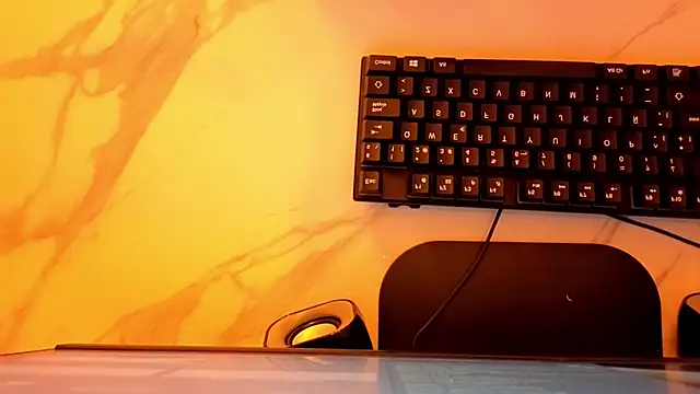 Juliana Tx online show from 11-16-25, 03:00