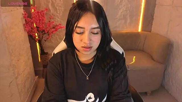 Juliana Tx online show from 01-15-26, 02:59