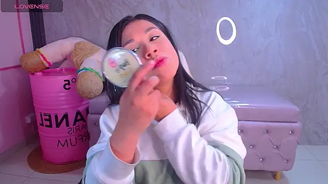 Violetta jhonson a online show from 12-23-25, 03:50