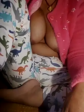 Hotty siatar online show from 11-16-25, 05:17