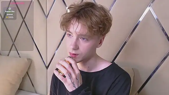 Paul Holt online show from 02-14-26, 08:53