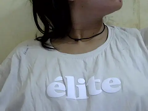 Anika Singh online show from 04-29-26, 03:21