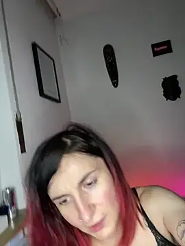 AuroraAllure 27 online show from 04-20-26, 06:42