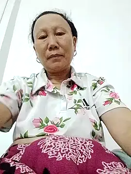 tomi-na online show from 11-19-25, 07:19