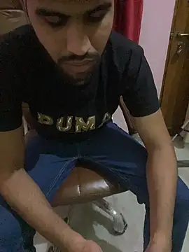 hotyyyyjonny online show from 05-15-26, 04:27