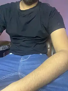 hotyyyyjonny online show from 06-25-26, 03:48