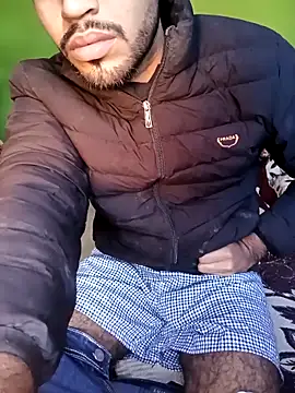 hotyyyyjonny online show from 11-14-25, 04:49