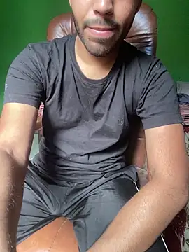 hotyyyyjonny online show from 05-03-26, 06:18