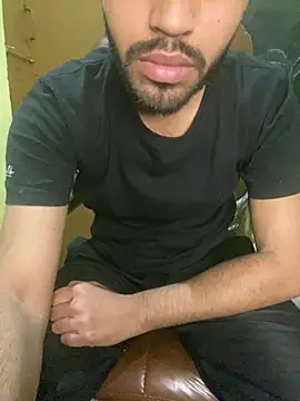 hotyyyyjonny online show from 04-10-26, 05:58