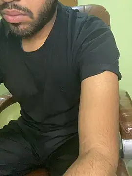 hotyyyyjonny online show from 04-09-26, 03:19