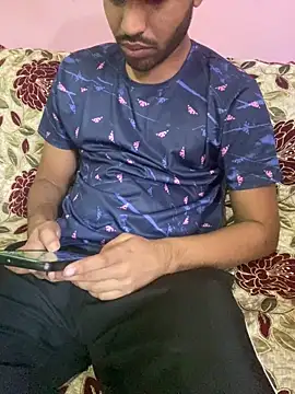 hotyyyyjonny online show from 05-06-26, 03:32