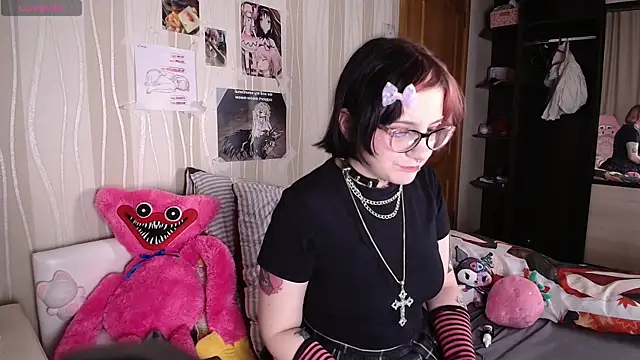 Snapshot of belokrys-nyan chatting on 11-15-25, 03:05 belokrys-nyan online show from 11-15-25, 03:05