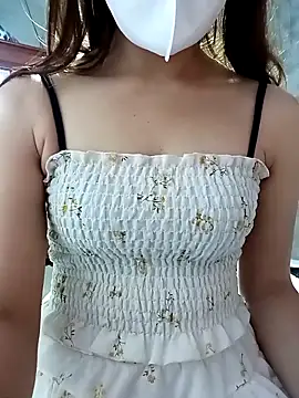 Snapshot of LynkLyy2k chatting on 11-14-25, 04:49 LynkLyy2k online show from 11-14-25, 04:49