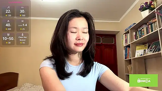 Snapshot of HuldaKye chatting on 02-27-26, 12:16 HuldaKye online show from 02-27-26, 12:16