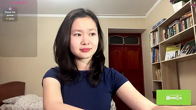 Snapshot of HuldaKye chatting on 02-16-26, 12:15 HuldaKye online show from 02-16-26, 12:15