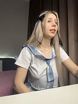 Olivia1Taylor1 online show from 11-18-25, 06:06