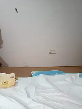 Nuomi6 online show from 01-17-26, 12:20