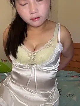 Nuomi6 online show from 11-21-25, 06:56