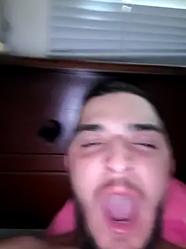 Snapshot of mohamedkarimm chatting on 11-17-25, 08:13 mohamedkarimm online show from 11-17-25, 08:13