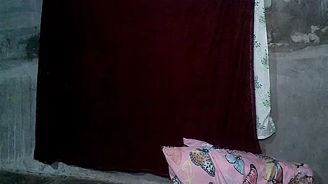 Snapshot of xwindyxxx chatting on 07-10-26, 01:00 xwindyxxx online show from 07-10-26, 01:00