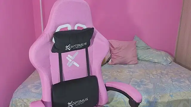 giseselle online show from 04-06-26, 08:54