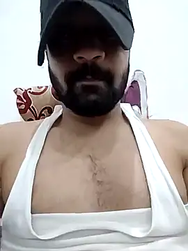 Snapshot of sexyarsh000 chatting on 11-12-25, 06:23 sexyarsh000 online show from 11-12-25, 06:23