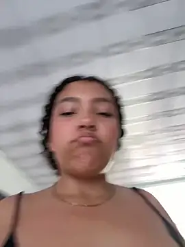 Snapshot of PetiteKattia chatting on 02-01-26, 08:18 PetiteKattia online show from 02-01-26, 08:18