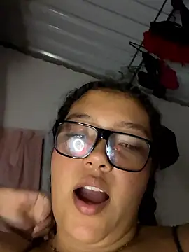 Snapshot of PetiteKattia chatting on 01-19-26, 04:49 PetiteKattia online show from 01-19-26, 04:49