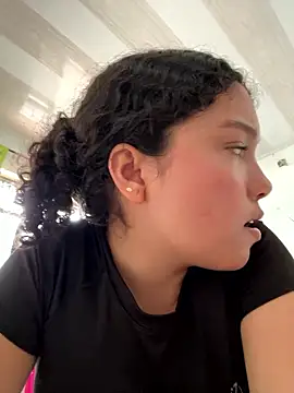 Snapshot of PetiteKattia chatting on 01-07-26, 08:14 PetiteKattia online show from 01-07-26, 08:14