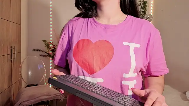 Iamnyxy online show from 12-23-25, 12:00