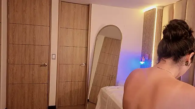 Iamnyxy online show from 02-10-26, 12:04