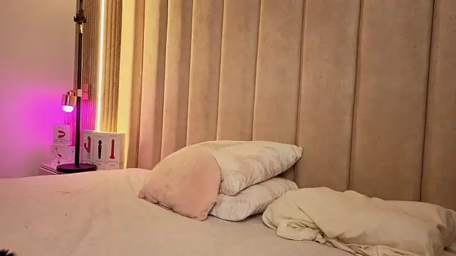 Iamnyxy online show from 04-15-26, 11:38