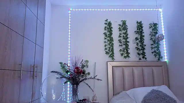 Iamnyxy online show from 01-10-26, 06:03