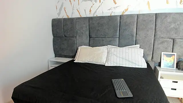 Atenea Velle online show from 06-03-26, 03:29