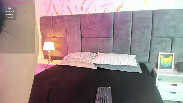Atenea Velle online show from 06-10-26, 03:19