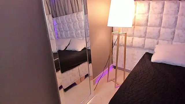 Atenea Velle online show from 03-07-26, 01:16