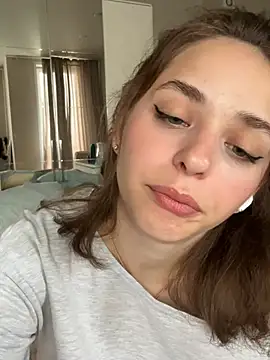 yoyogirlx online show from 07-26-26, 03:02