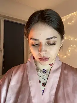 yoyogirlx online show from 02-15-26, 02:16