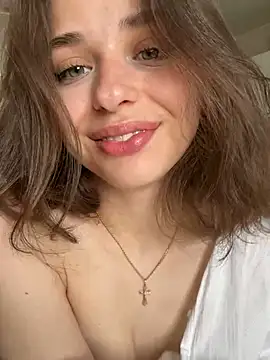 yoyogirlx online show from 07-25-26, 02:30