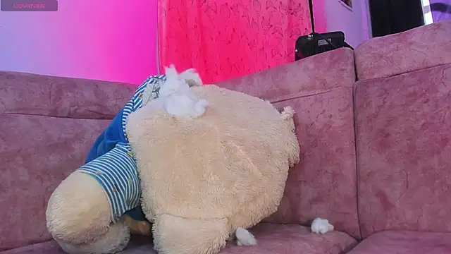 alahai queen online show from 04-18-26, 04:42