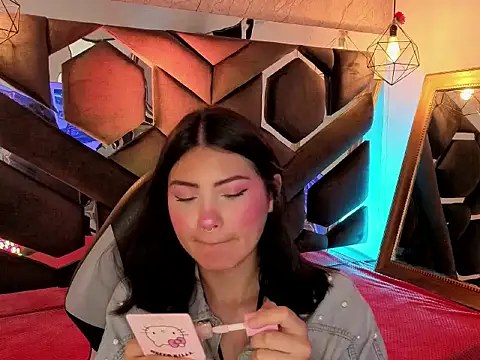 Brandy collinss online show from 04-05-26, 05:08